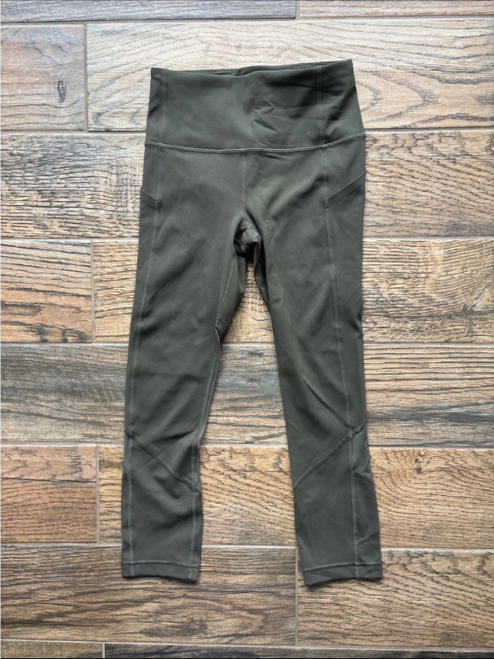 Lululemon cropped green leggings